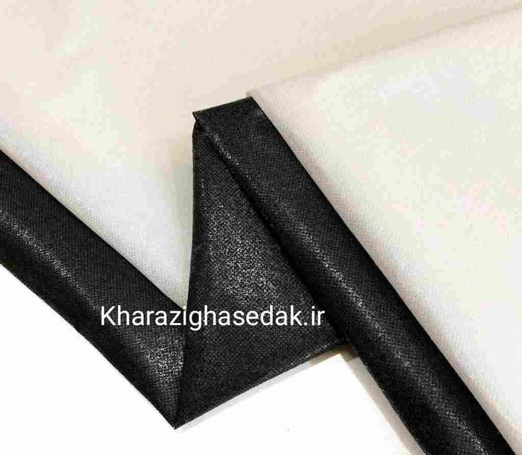 <ul> <li><strong><span style="vertical-align: inherit;"><span style="vertical-align: inherit;">عرض: 100 سانتی متر</span></span></strong></li> <li><strong>کیفیت : عالی و درجه یک</strong></li> <li><strong>جنس : نرم و لطیف با چسبندگی عالی</strong></li> <li><strong>ضخامت : متوسط</strong></li> <li><strong>فروش بصورت یک متری </strong></li> </ul> لایی کاغذی - تصویر 2