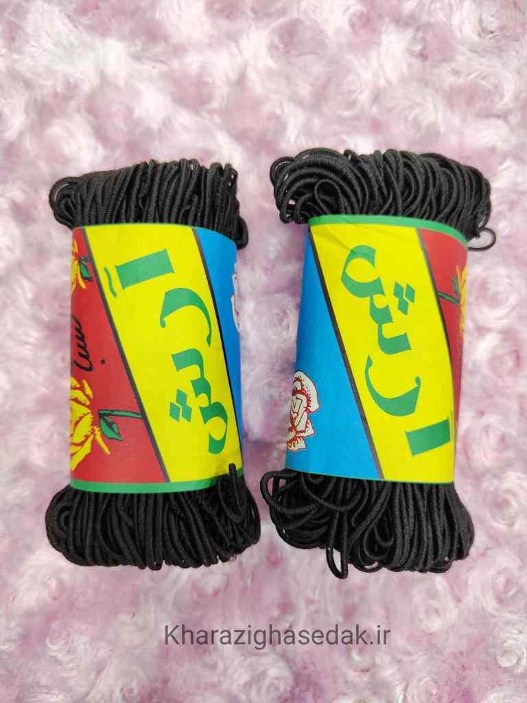 <ul> <li><strong>کیفیت : خوب و درجه یک</strong></li> <li><strong>فروش بصورت یک تک بسته</strong></li> <li><strong>هربسته رنگی رنگی بصورت رندوم</strong> <div> <div class="jsx-81592583 container1"> <div class="jsx-81592583"> <div class="jsx-201303919 reporting-btn"> <div class="css-1nd33m6"></div> </div> </div> </div> </div> <div class="jsx-1902323583 product-name seller-elementself-align-center"><strong>(کش قیطان 3 متری مجموعه 10 عددی)</strong></div></li> <li><strong>در رنگهای سفید و مشکی و رنگارنگی</strong></li> </ul> کش قیطانی رنگا رنگ نازک - تصویر 3