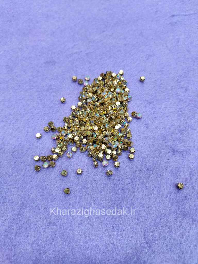 نگین قابدار (طلایی و هفت رنگ)