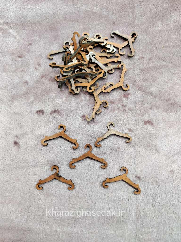 چوب لباسی چوبی