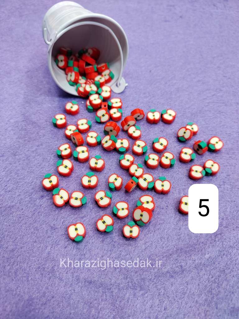 <ul> <li><em><strong>کیفیت : جنس درجه یک و رنگ ثابت</strong></em></li> <li><em><strong>مناسب برای تاج سازی و جواهر سازیو گلسازی و...</strong></em></li> <li><em><strong>فروش بصورت یک بسته ی 10 عددی میباشد</strong></em></li> <li><em><strong>فروش بصورت عمده هم امکان پذیر است.</strong></em></li> <li><em><strong>در رنگ های متنوع موجود میباشد.</strong></em></li> </ul> مهره ی فیمو - تصویر 6