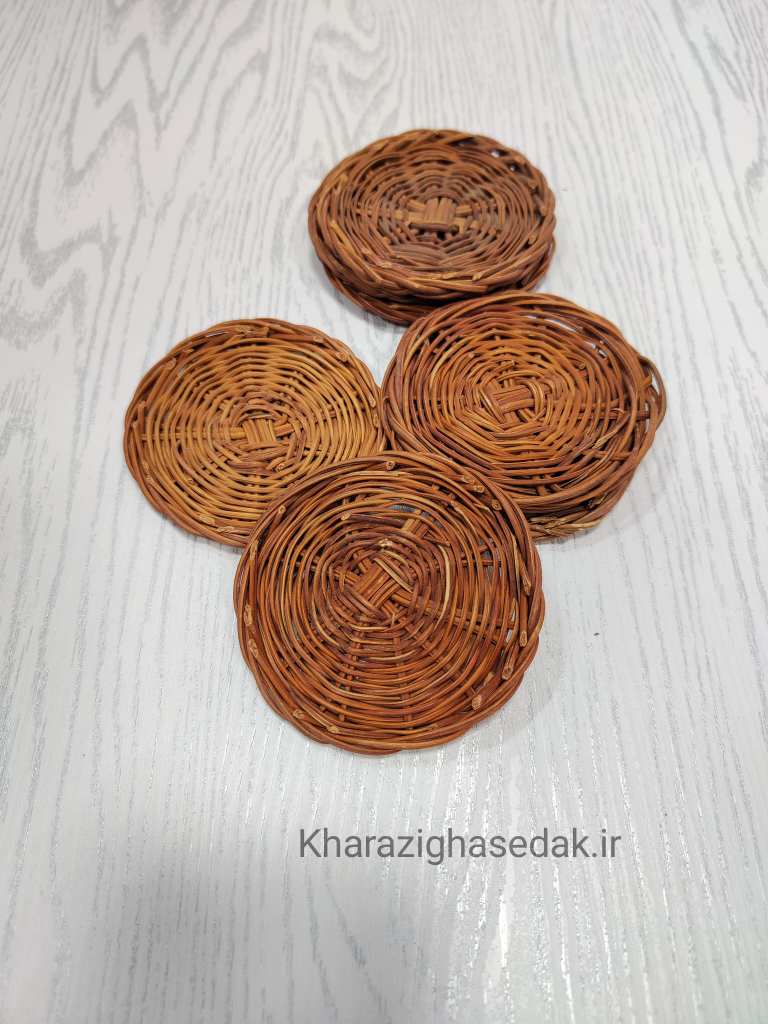 کیفیت : جنس درجه یک و رنگ های زیبا مناسب برای تاج سازی و جواهر سازی و عروسک سازی و گلسازی و... <strong>فروش بصورت (بسته 1 عددی) میباشد</strong> <strong>فروش بصورت عمده هم امکان پذیر است.</strong> سبد حصیری - تصویر 2